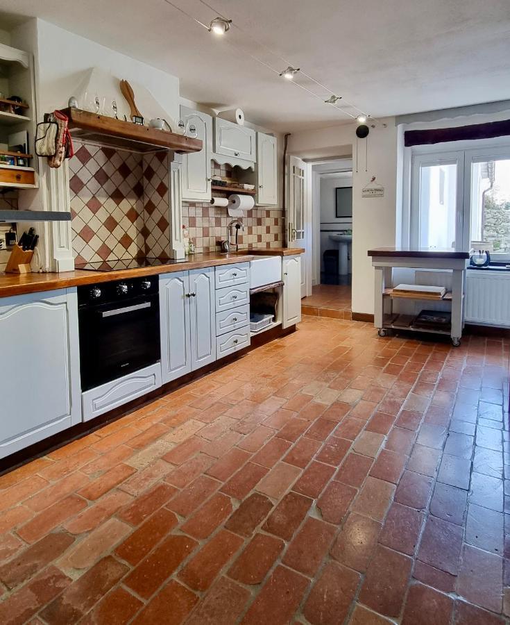 Hisa Brdo Guesthouse&Motorcycle Tours Tolmin Extérieur photo