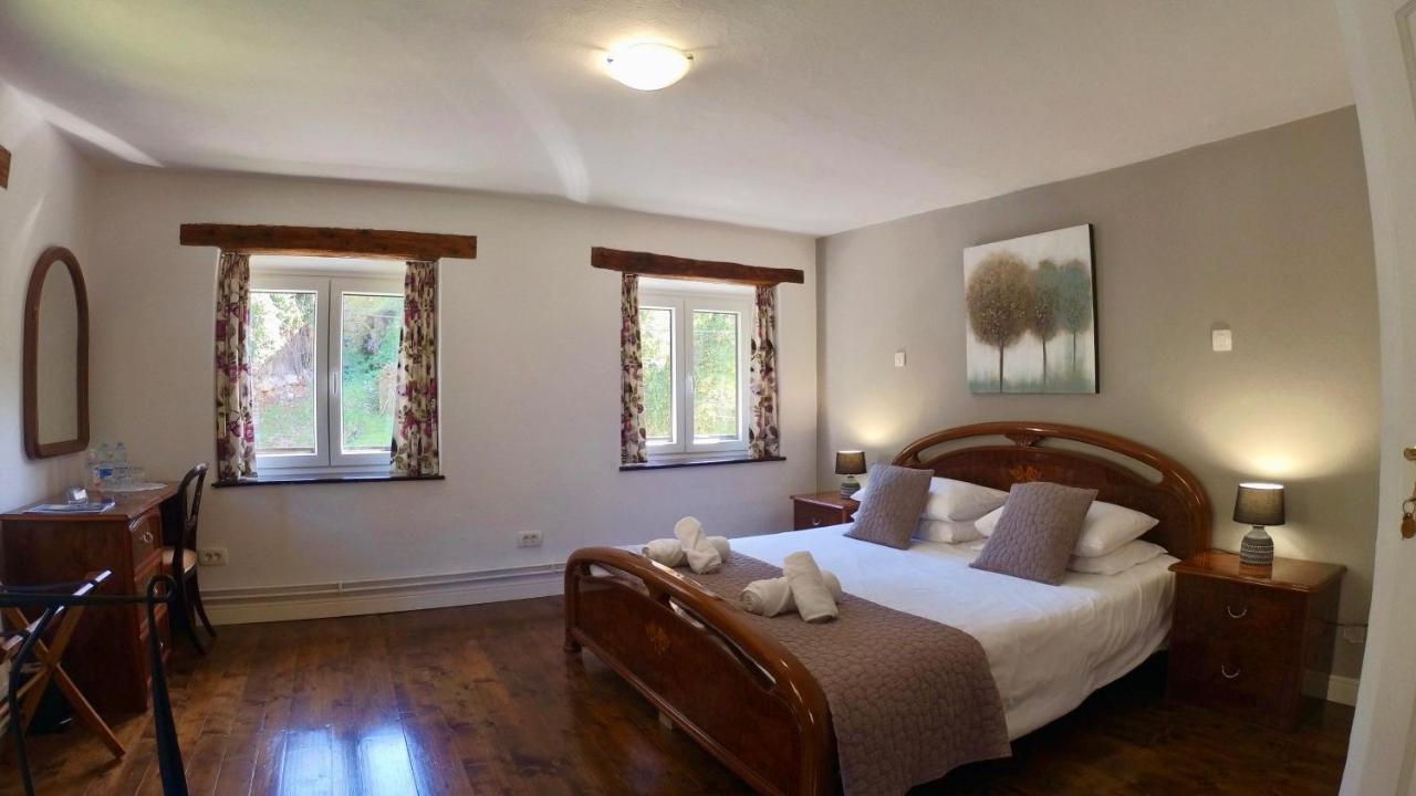 Hisa Brdo Guesthouse&Motorcycle Tours Tolmin Extérieur photo