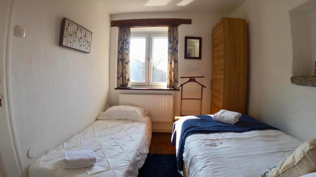 Hisa Brdo Guesthouse&Motorcycle Tours Tolmin Extérieur photo