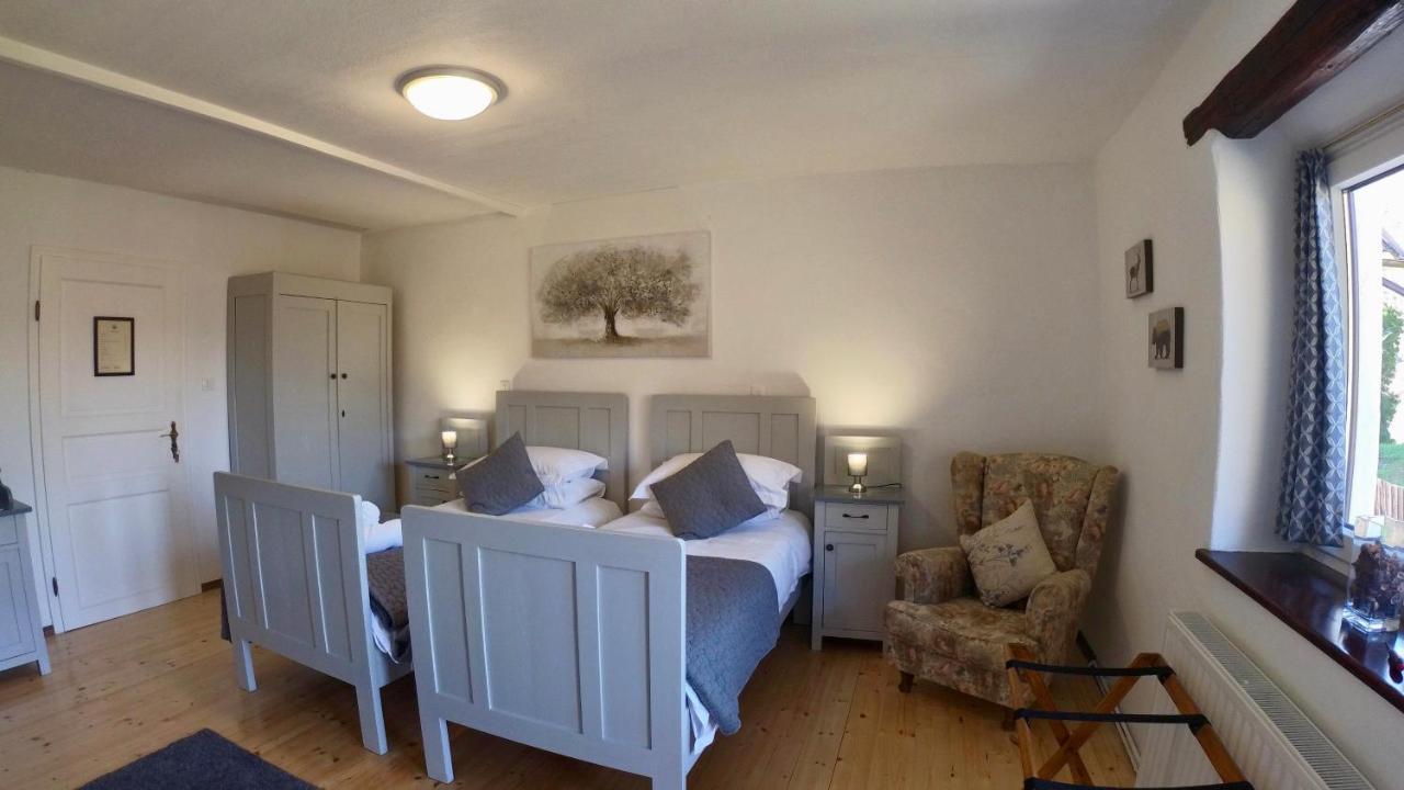 Hisa Brdo Guesthouse&Motorcycle Tours Tolmin Extérieur photo
