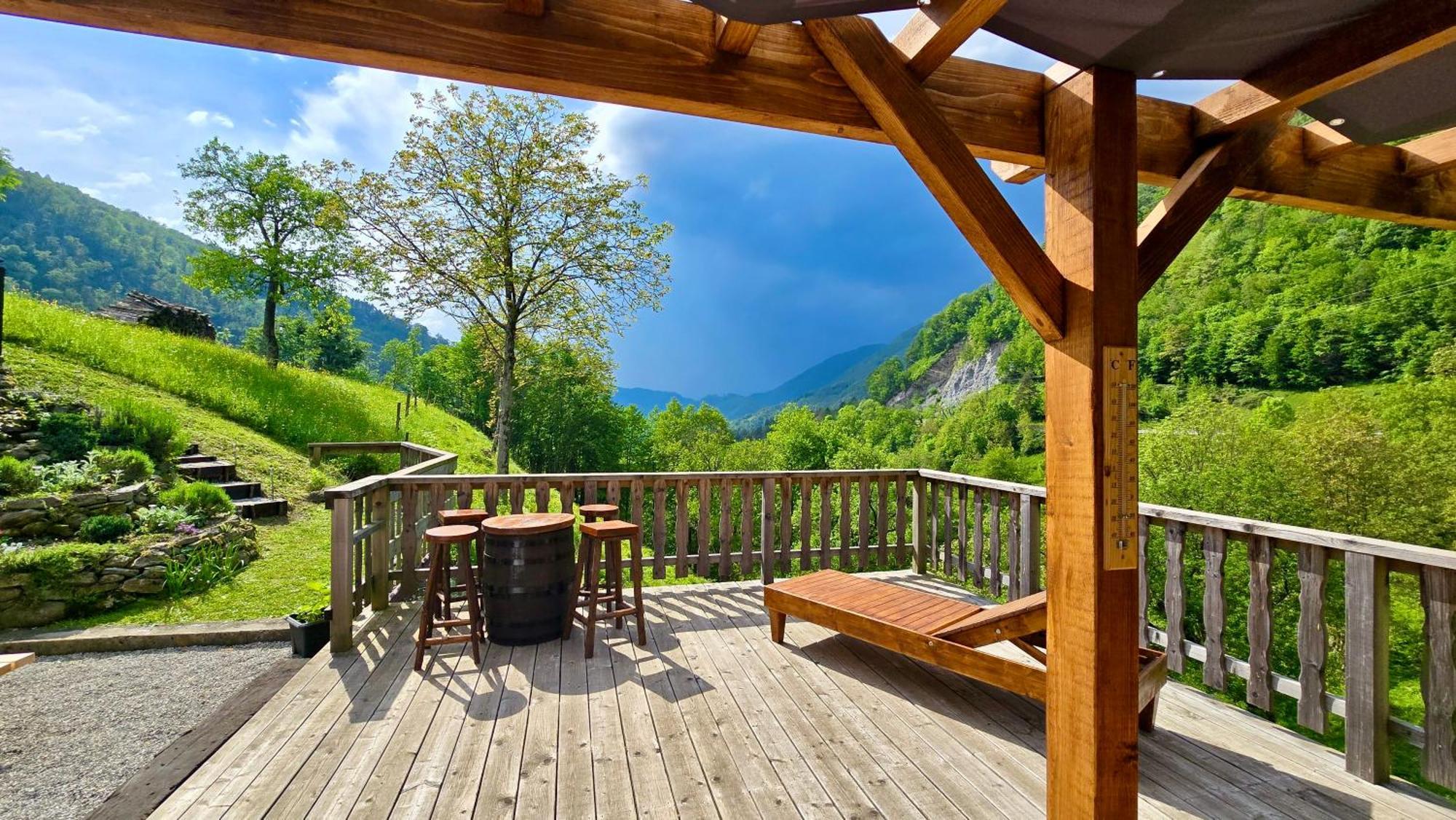 Hisa Brdo Guesthouse&Motorcycle Tours Tolmin Extérieur photo